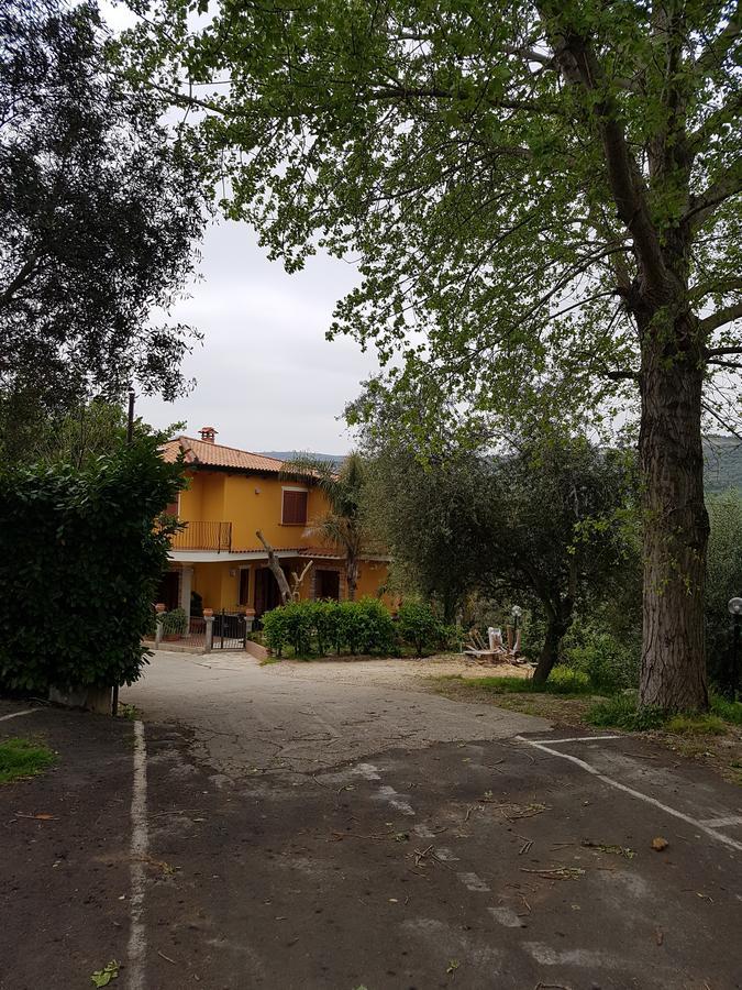 San Pietro Bed & Breakfast Mileto Exterior photo